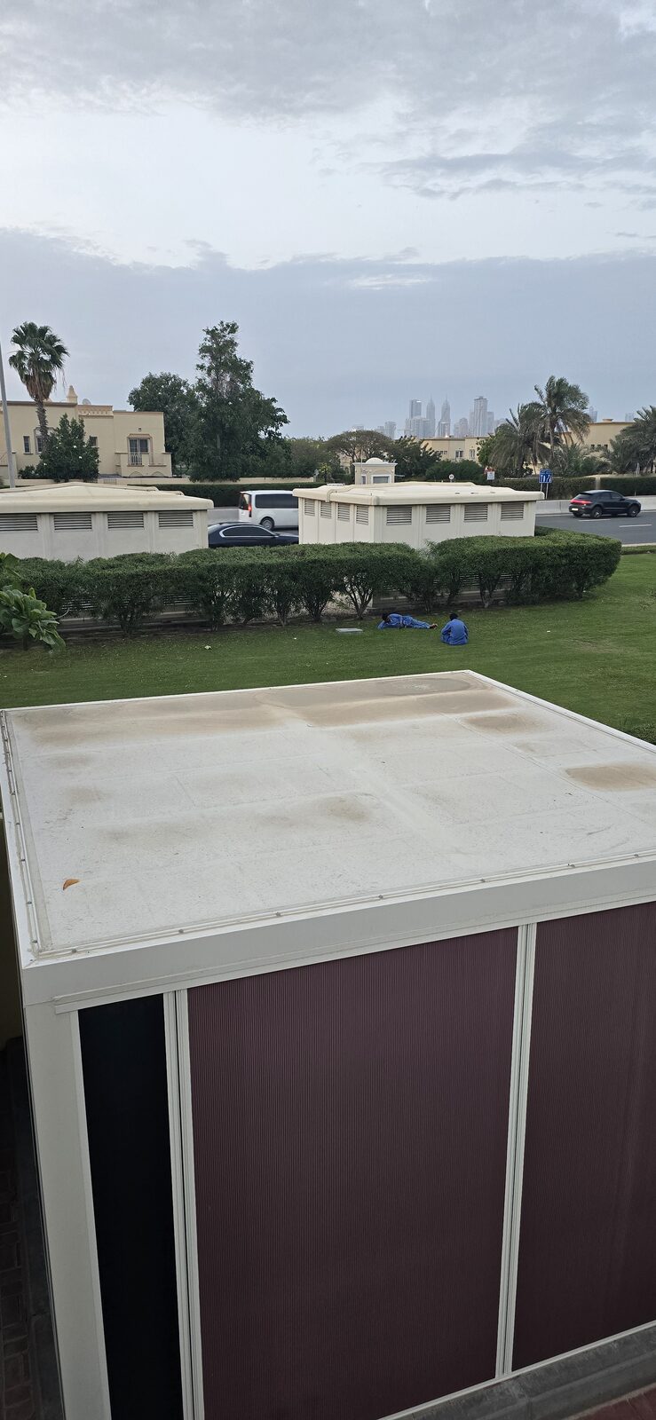 Extra-Wide Blackout — UAE install 10